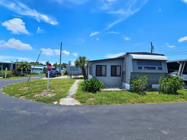 3701 14th St W #49, Bradenton, FL 34205