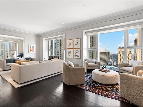 4th image of 77 E Walton St Unit 25D