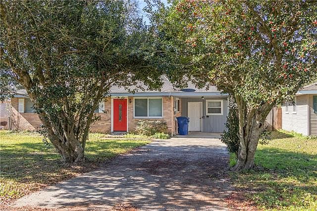 1st image of 3253 Reine Ave