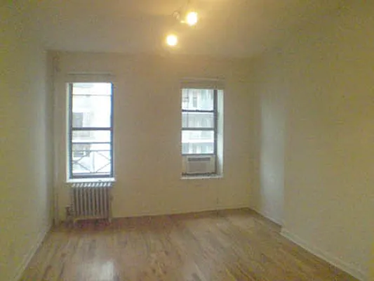 Rented by Blue Star Apartments | media 11