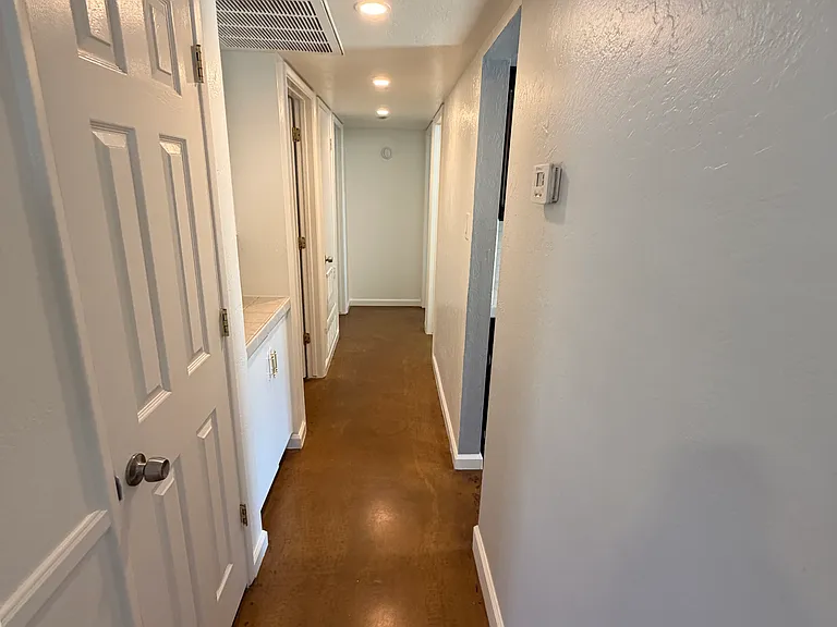 3419 E Turney Ave — Photo 12