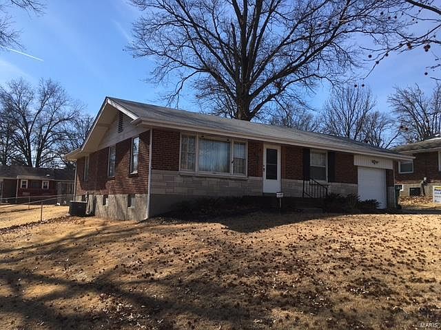 1st image of 1220 Admiral Dr
