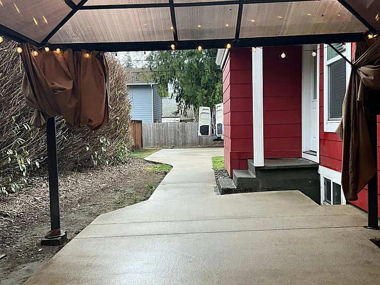 2320 Capitol Way S — Photo 27