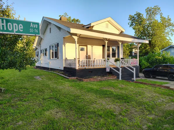 101 Hope Ave, Seneca, SC 29678