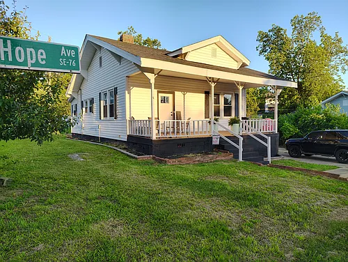 101 Hope Ave Photo 1