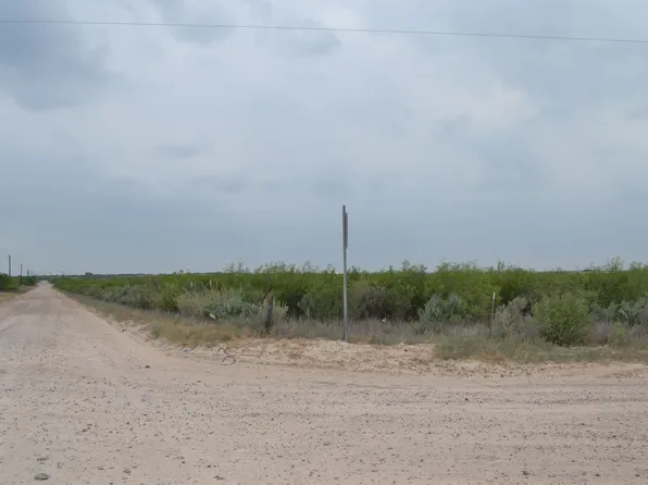 1 Camino Colorado, Laredo, TX 78044