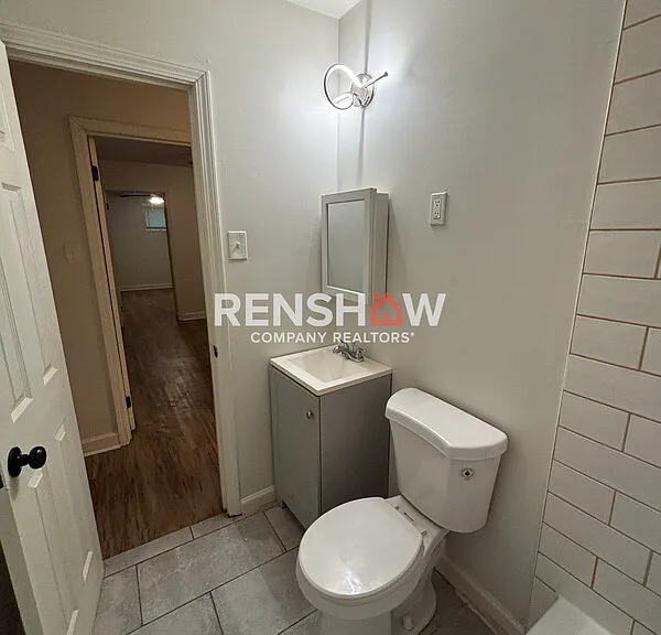 1643 McMillan St — Photo 4