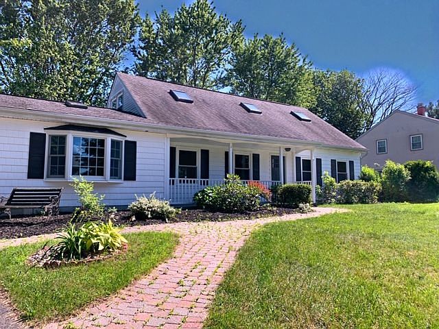 1st image of 60 Pike Creek Dr