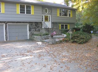 1568 Route 80, Guilford, CT 06437