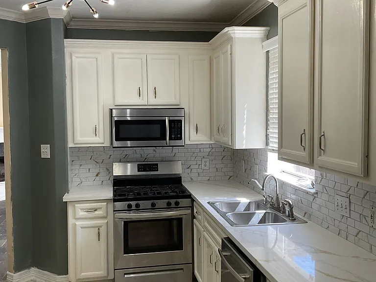 10610 Mills Way — Photo 5