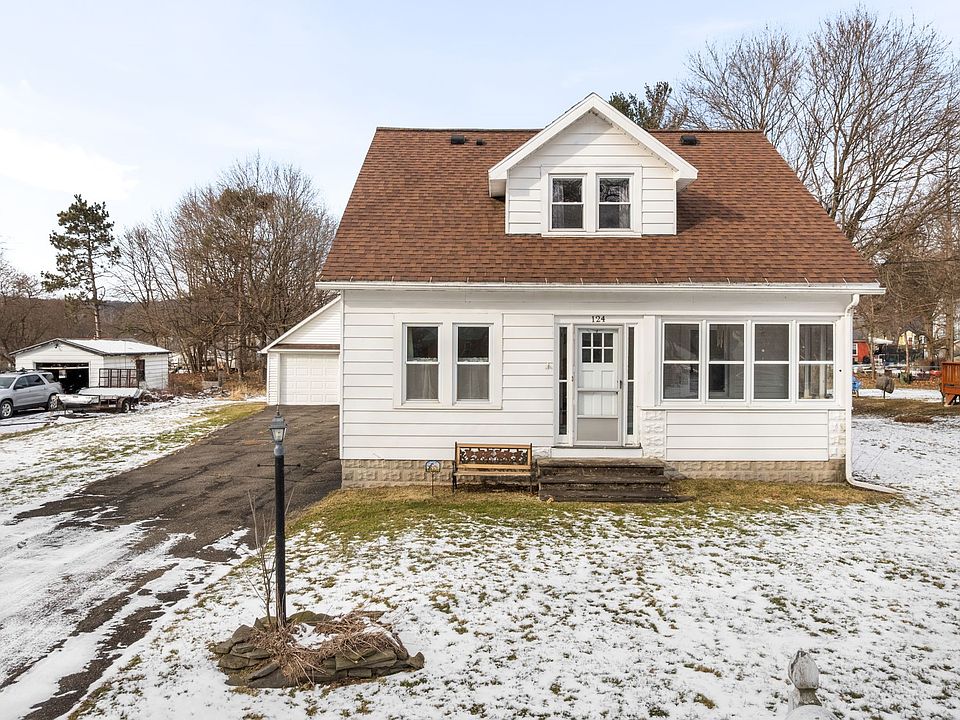 1st image of 124 Sunset Ave
