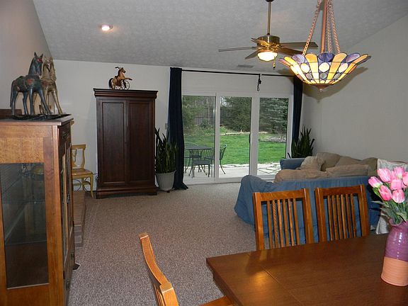 3rd image of 7661 Winding Creek Dr