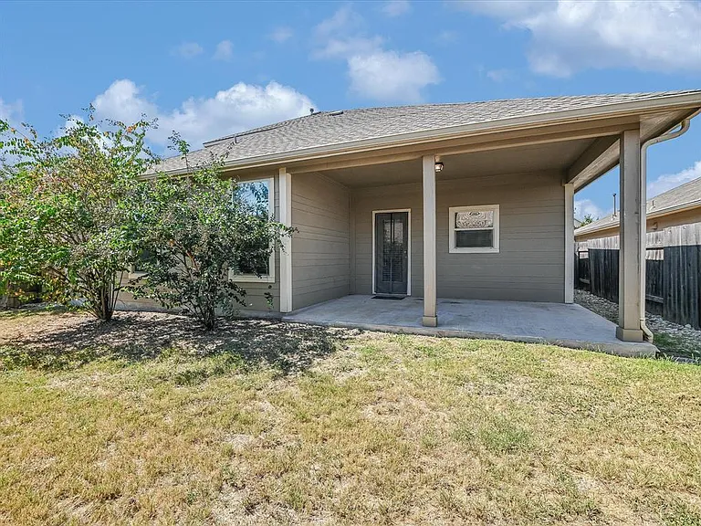141 Serrano St — Photo 18