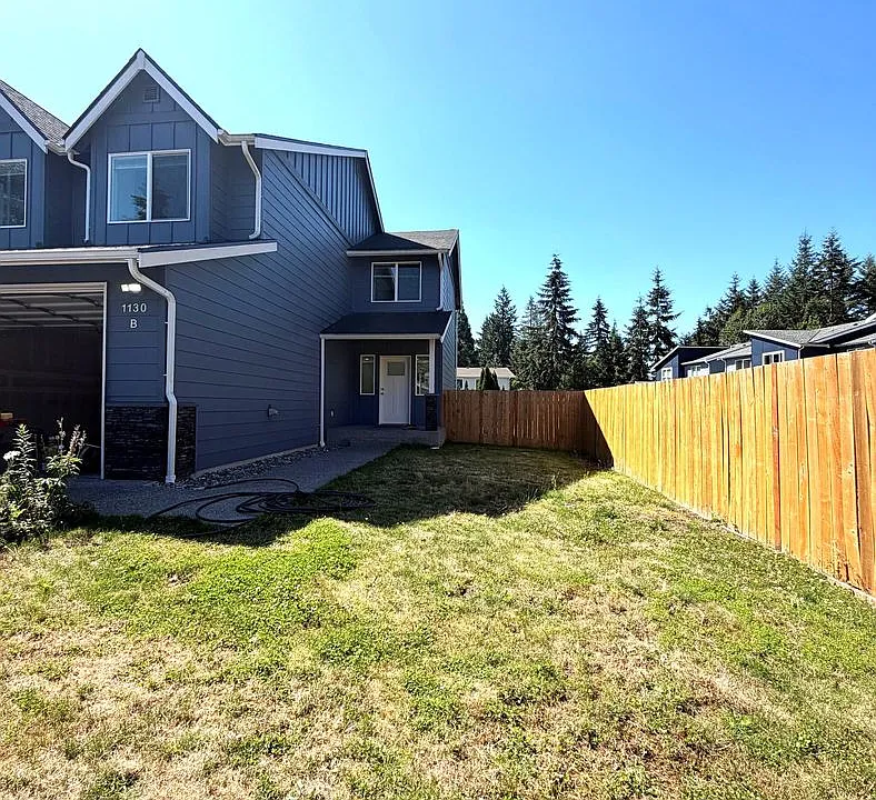1130 131st St SE