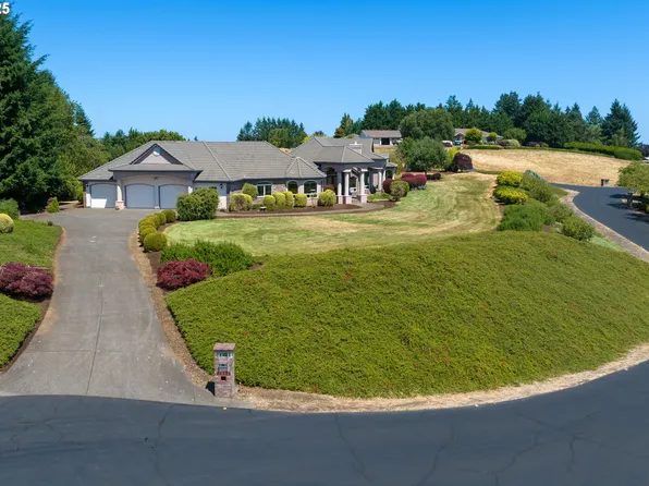 30525 NE Canter Ln, Sherwood, OR 97140