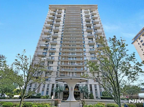 160 Overlook #4C, Hackensack, NJ 07601