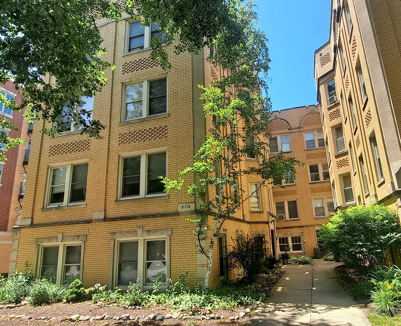 1 bed, 950 sqft, $1,250 — Photo 1