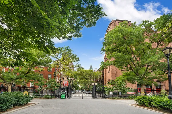 Sold by Compass | media 13