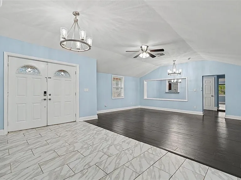 9220 McIntosh Rd — Photo 4