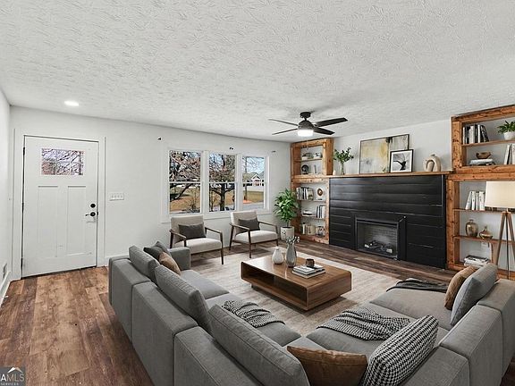 4th image of 221 Rome St