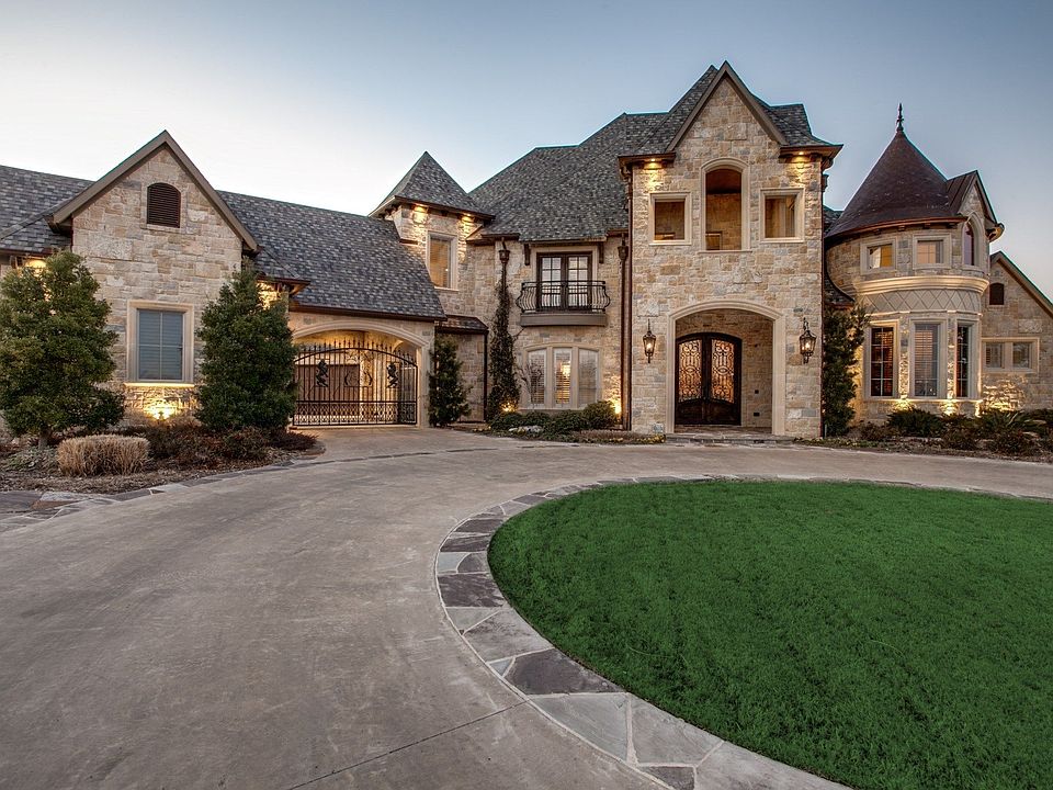 1st image of 1029 Abbey Ln
