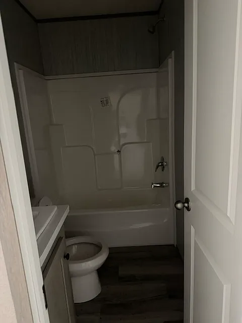 3 bed, $1,199 — Photo 4