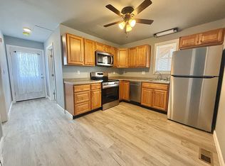 68 Aspinook St #68, Jewett City, CT 06351