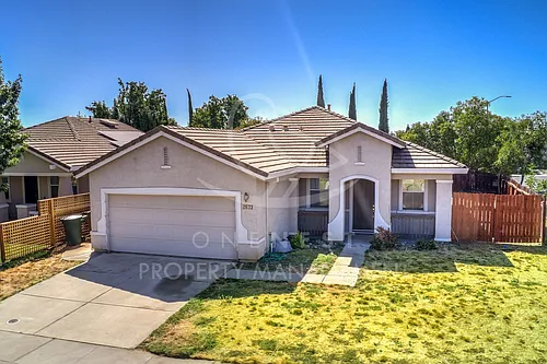 2673 Honeysuckle Dr Photo 1