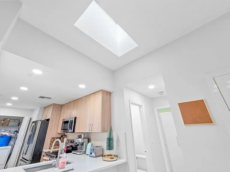7460 La Paz Blvd #304 — Photo 30