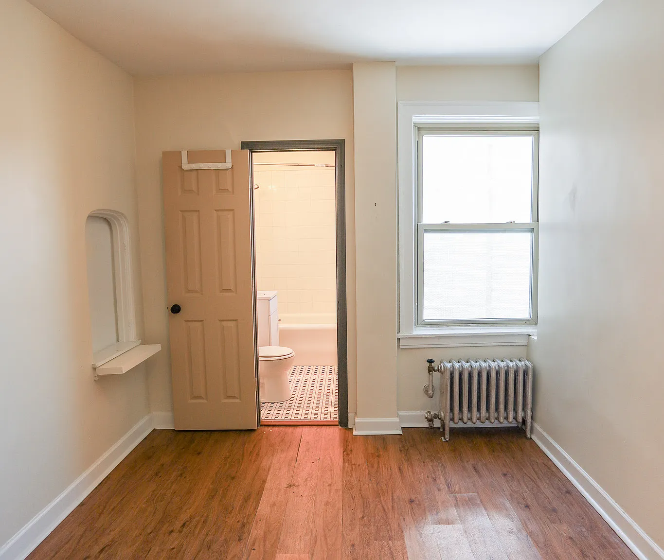 1 bed, 500 sqft, $1,400 — Photo 4