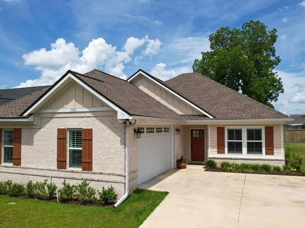 3341 Skyview Dr, Tallahassee, FL 32303