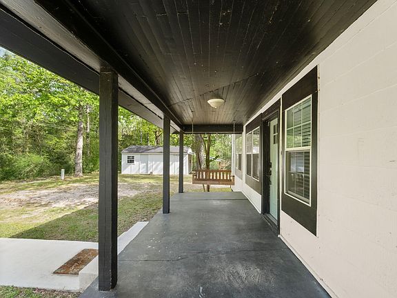2nd image of 527 Barham Rd