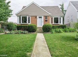 909 S Golf Cul De Sac St, Des Plaines, IL