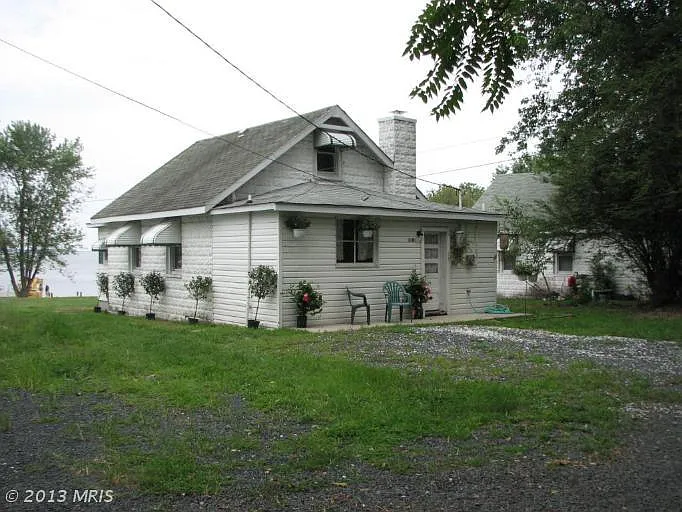 1306 Tuggies Rd photo 1