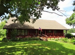 1650 W Lake Rd, Crossville, TN 38571