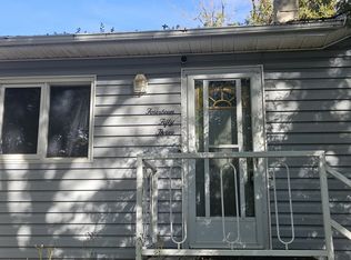 1453 Minto St, Regina, SK S4T5J5