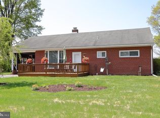 46 Pilgrim Dr, Lancaster, PA 17603