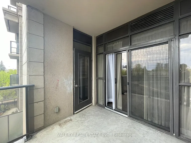133 Wynford Dr #304 — Photo 16