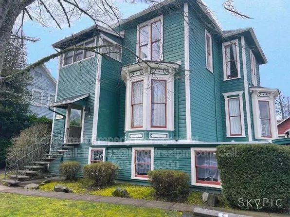 218 NW 21st St #3, Corvallis, OR 97330