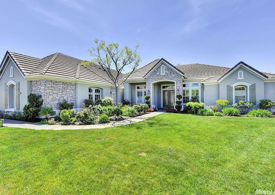 1st image of 5034 Thalia Dr