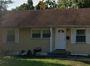 254 Estridge Rd, Saint Louis, MO 63137