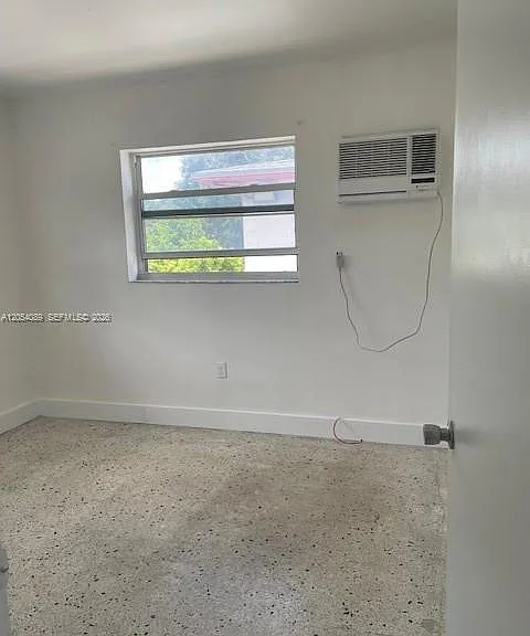 1793 NW 18th Ter #6 — Photo 6