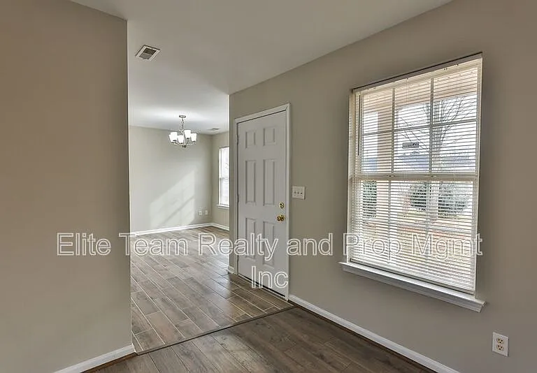 7109 Angela Marie Ct — Photo 15