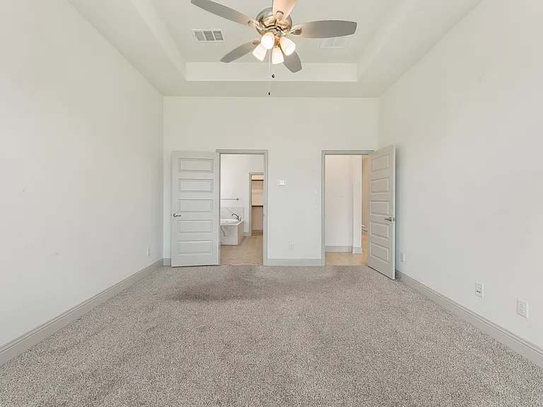 3208 Heathrow Rd — Photo 10