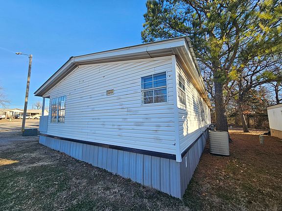 3rd image of 21186 SE 29th St Unit 36