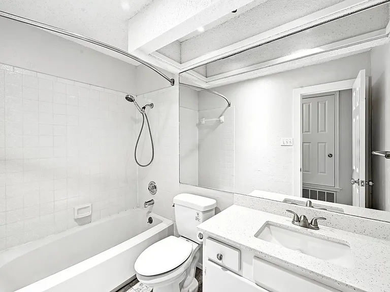 2702 Goldbridge Dr — Photo 22