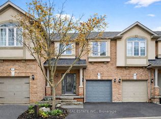 71 Puccini Dr #9, Richmond Hill, ON L4E4X8