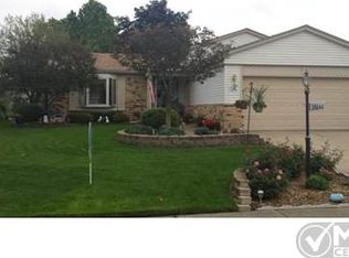 39644 Byers Dr, Sterling Heights, MI 48310