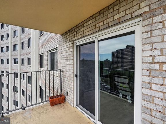 5th image of 1111 University Blvd W APT 909-A