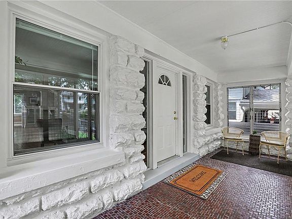 2nd image of 3810 Benton Blvd